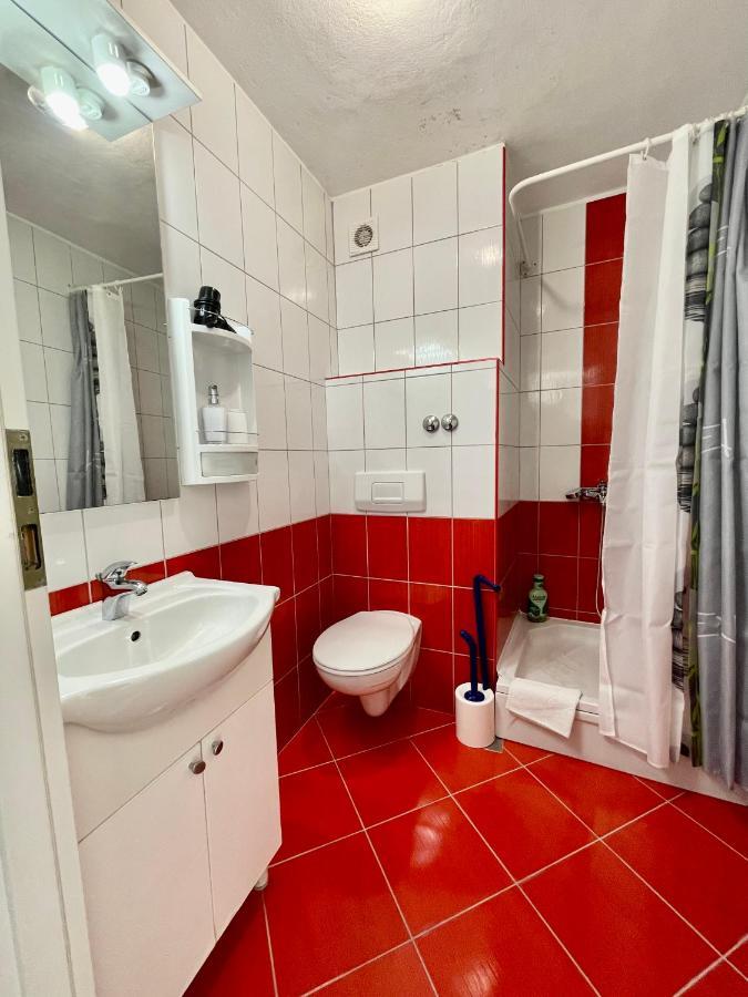 שיבניק Apartments Trapula מראה חיצוני תמונה