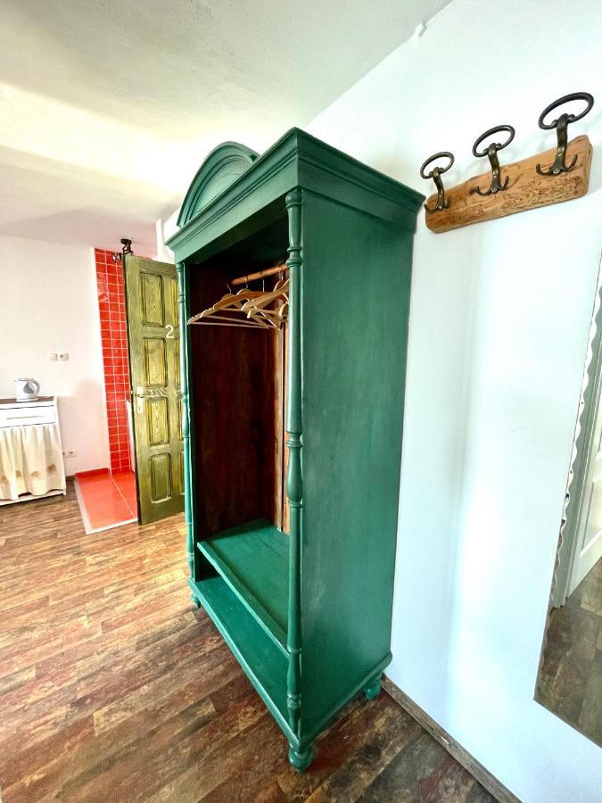 שיבניק Apartments Trapula מראה חיצוני תמונה