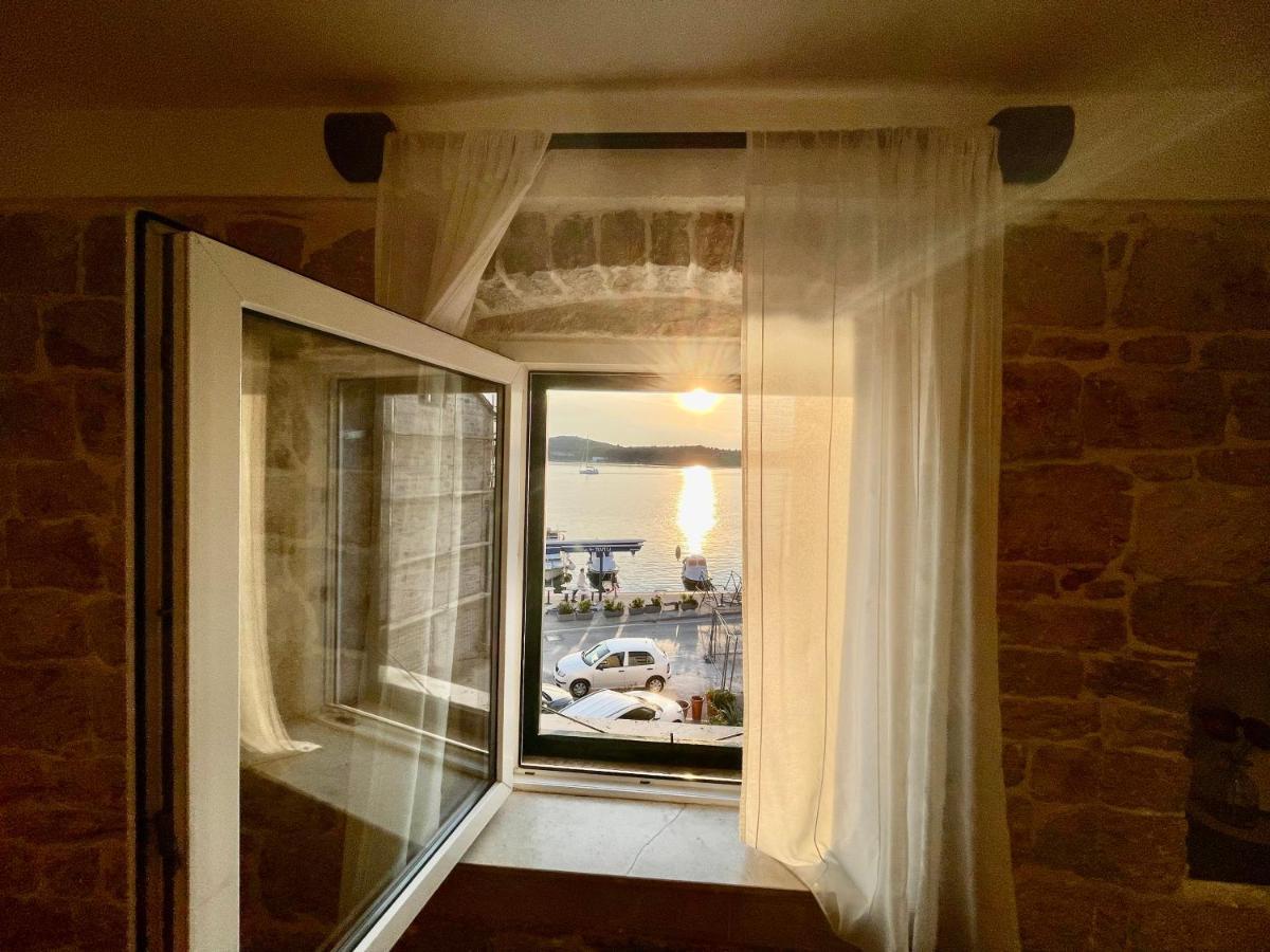 שיבניק Apartments Trapula מראה חיצוני תמונה